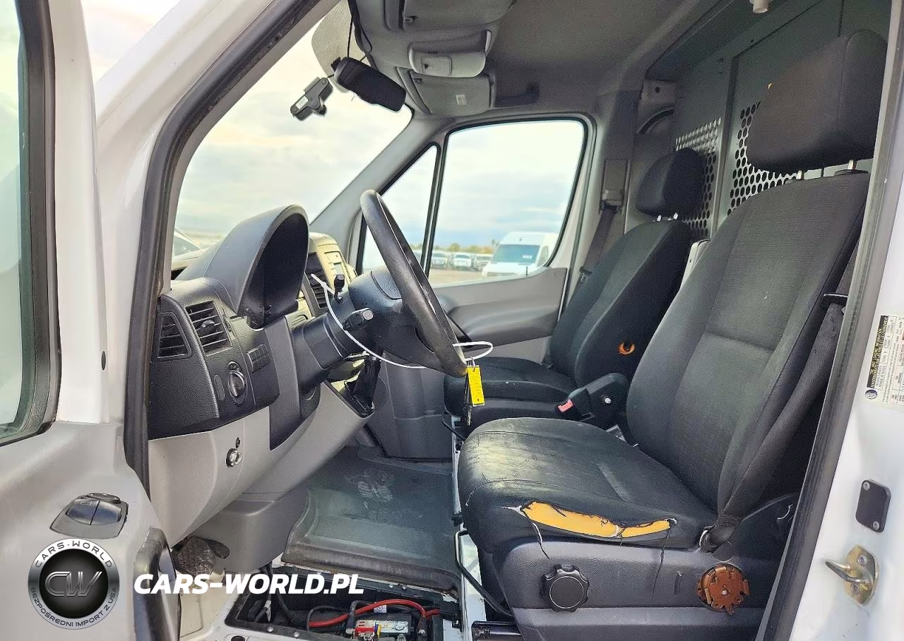 2015 Mercedes-Benz Sprinter 2500 VIN:WD3PE7CC9F5953343 - 7