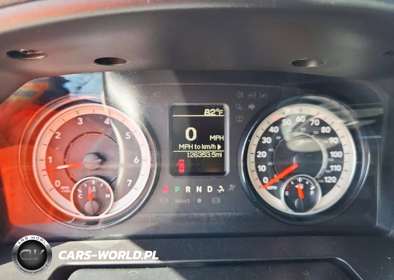 2018 Ram 1500 St VIN:1C6RR6FG6JS341355 - 9