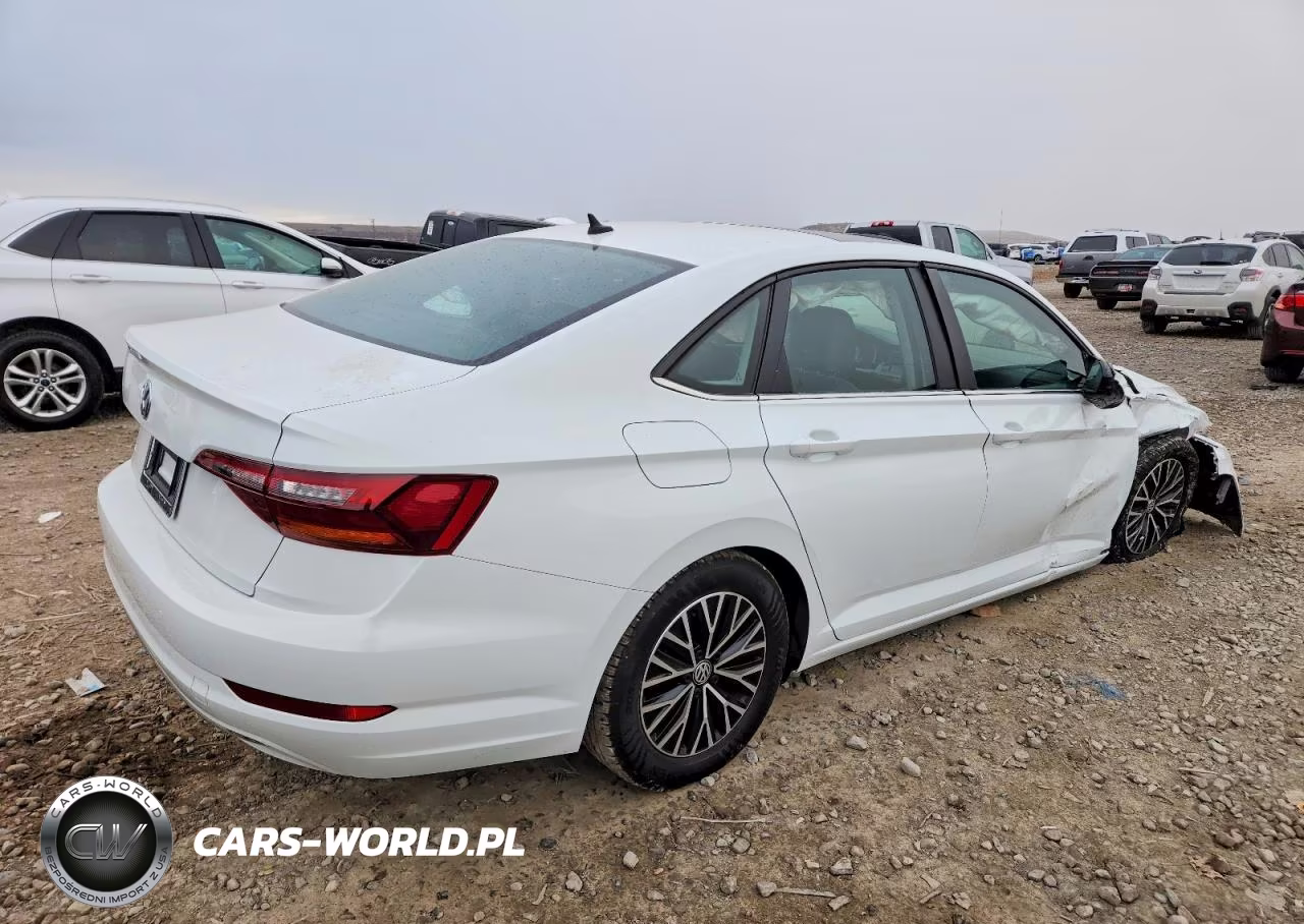 2019 Volkswagen Jetta S VIN:3VWC57BU1KM231896 - 3