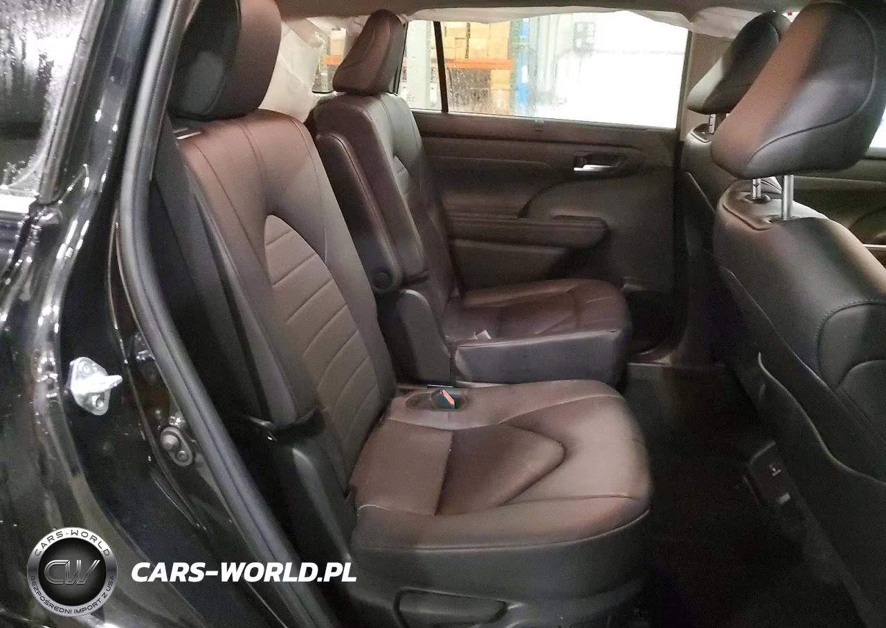 2024 Toyota Highlander Le VIN:5TDKDRBH8RS557897 - 11