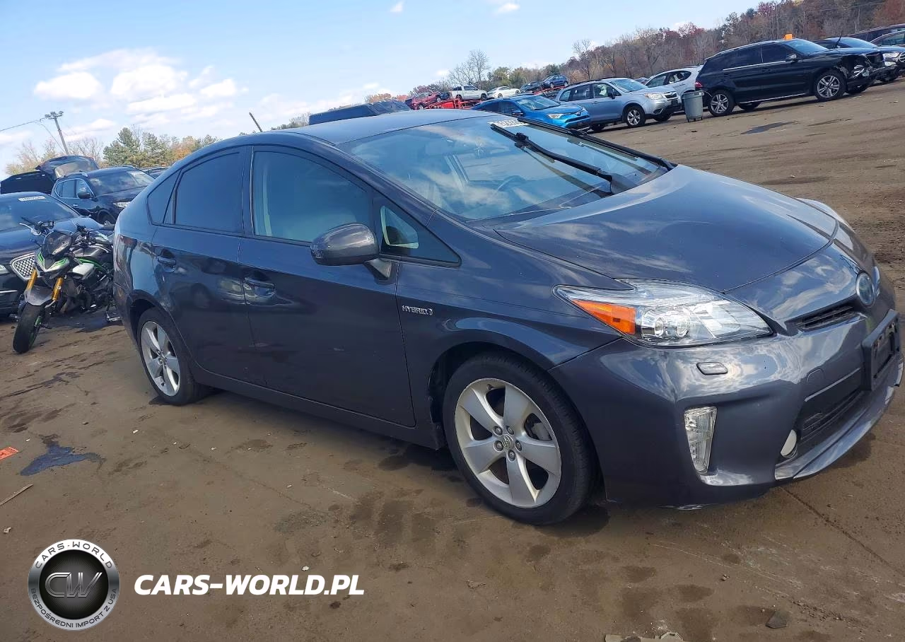 2012 Toyota Prius Five VIN:JTDKN3DU9C1600605 - 4