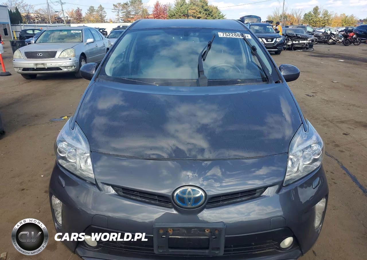 2012 Toyota Prius Five VIN:JTDKN3DU9C1600605 - 5