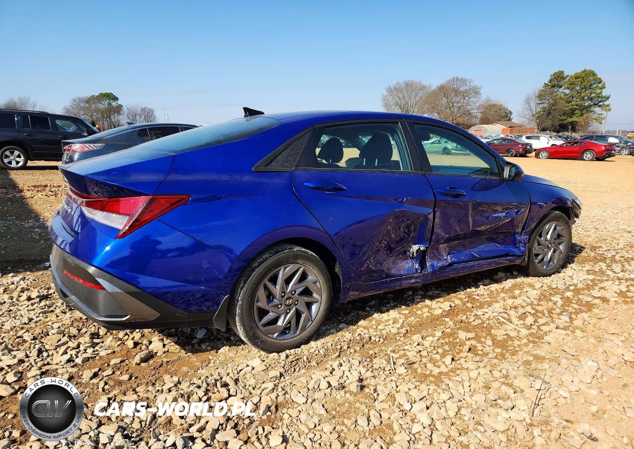 2024 Hyundai Elantra Sel VIN:KMHLM4DG4RU729104 - 3