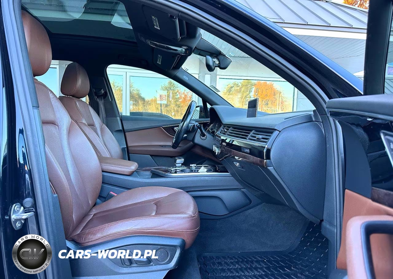 2017 Audi Q7 Premium Plus VIN:WA1LAAF7XHD004625 - 5