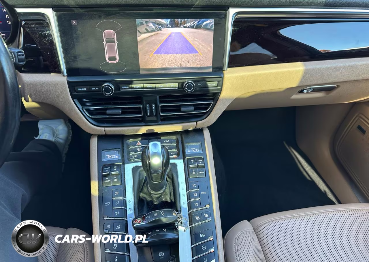 2019 Porsche Macan S VIN:WP1AB2A50KLB33975 - 11