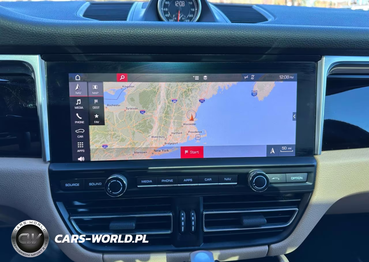 2019 Porsche Macan S VIN:WP1AB2A50KLB33975 - 12