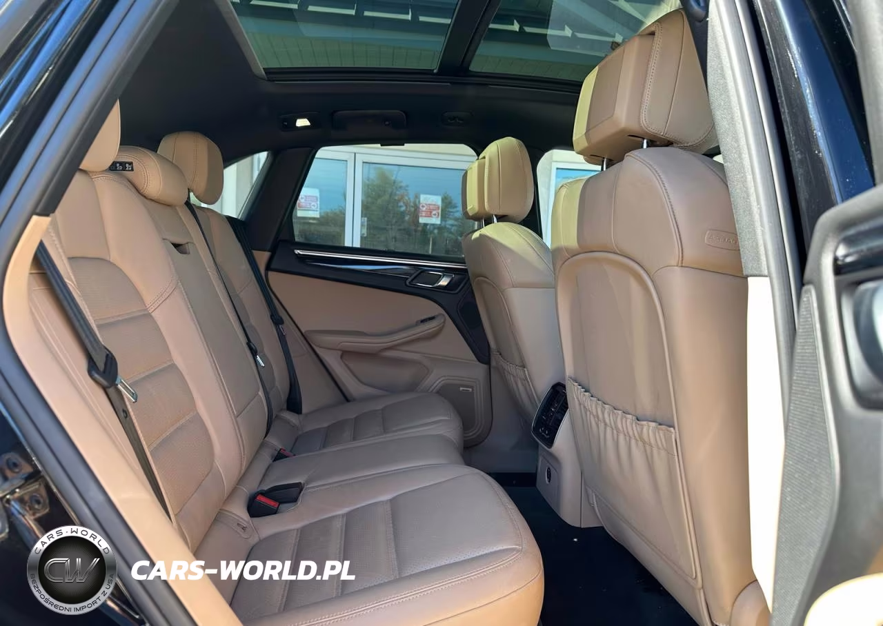 2019 Porsche Macan S VIN:WP1AB2A50KLB33975 - 6