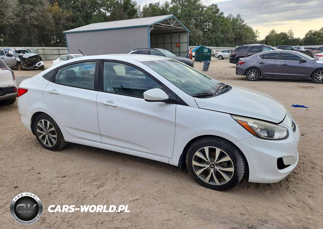 2017 Hyundai Accent Value Edition VIN:KMHCT4AE5HU250954 - 4