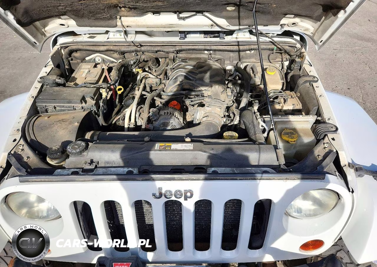 2012 Jeep Wrangler Unlimited Sahara VIN:1C4BJWEG6CL205341 - 12