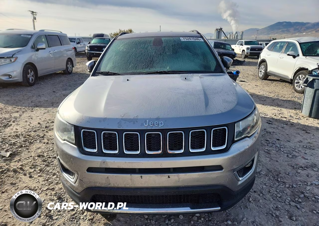 2019 Jeep Compass Limited VIN:3C4NJCCB5KT664138 - 5