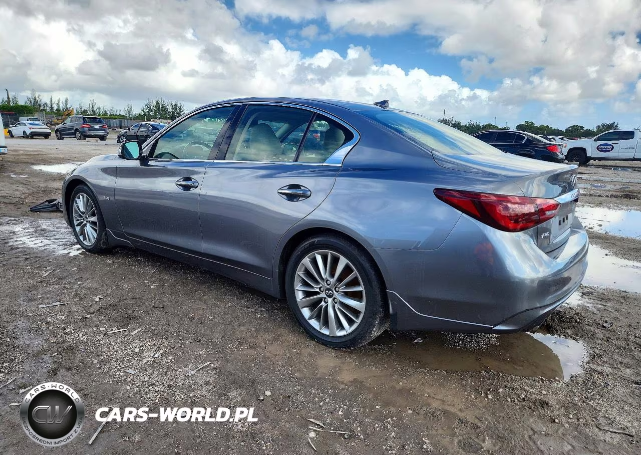 2018 Infiniti Q50 3.0T Luxe VIN:JN1EV7AR5JM432724 - 2