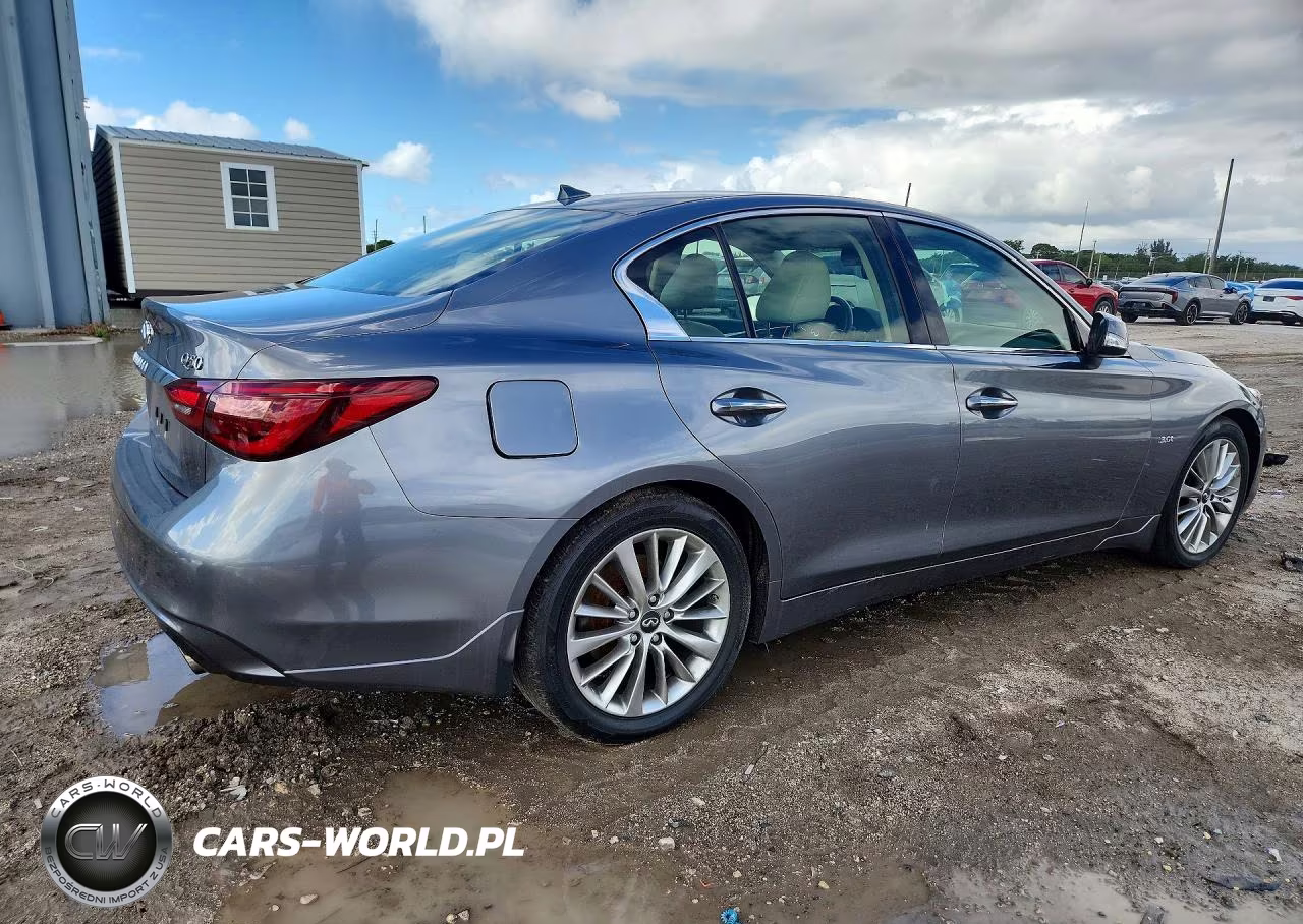 2018 Infiniti Q50 3.0T Luxe VIN:JN1EV7AR5JM432724 - 3
