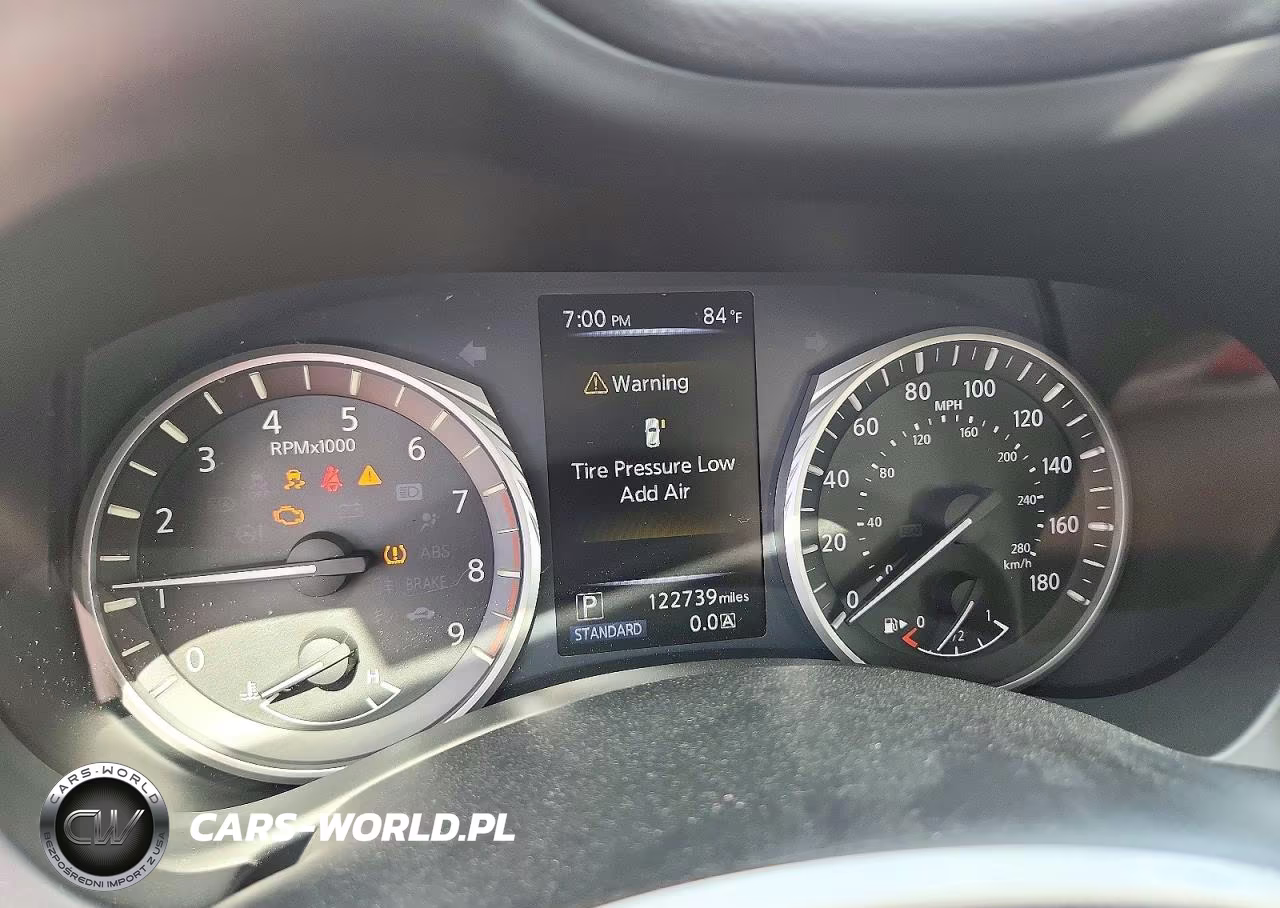 2018 Infiniti Q50 3.0T Luxe VIN:JN1EV7AR5JM432724 - 9