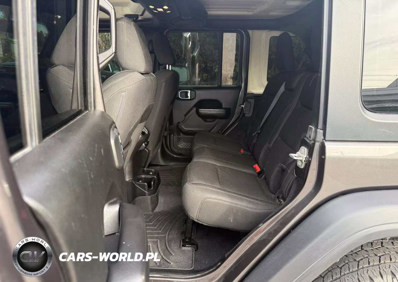 2019 Jeep Wrangler Unlimited Sport VIN:1C4HJXDN0KW624492 - 13