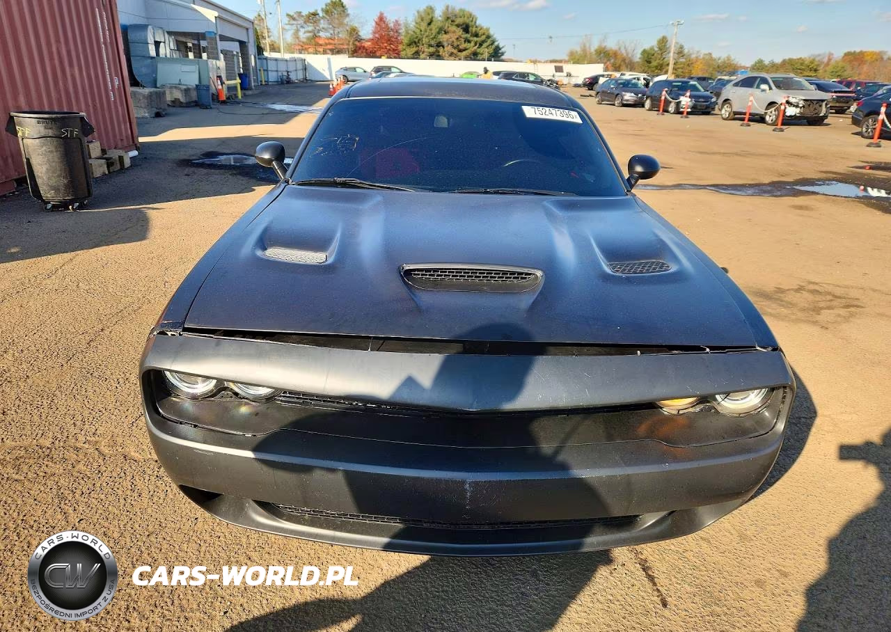 2017 Dodge Challenger R-T 392 VIN:2C3CDZFJ4HH594786 - 5
