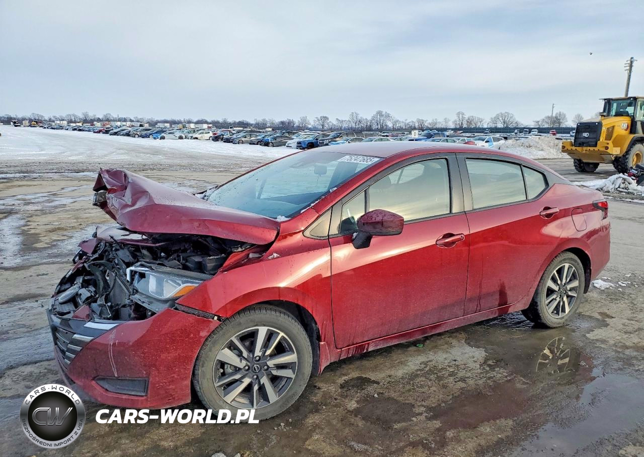 2023 Nissan Versa Sv