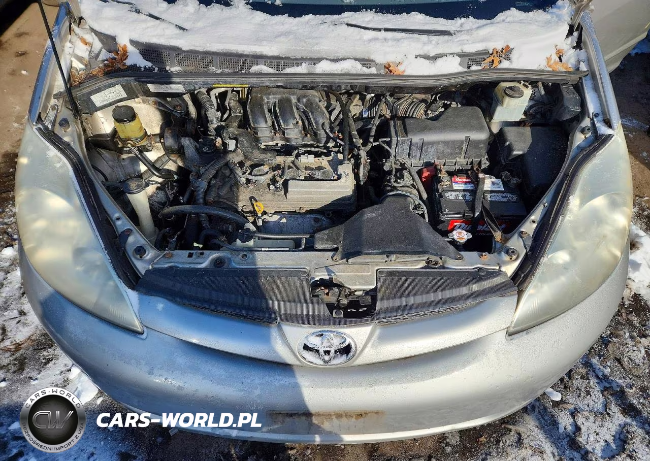 2010 Toyota Sienna Le VIN:5TDJK4CC0AS028200 - 12