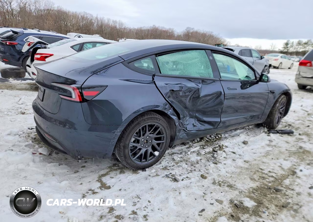 2026 Tesla Model 3 VIN:5YJ3E1EA5TF135308 - 3