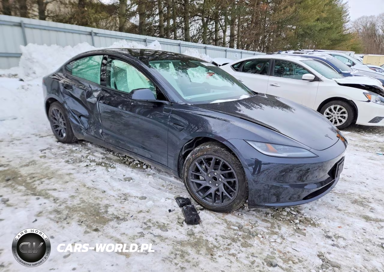 2026 Tesla Model 3 VIN:5YJ3E1EA5TF135308 - 4