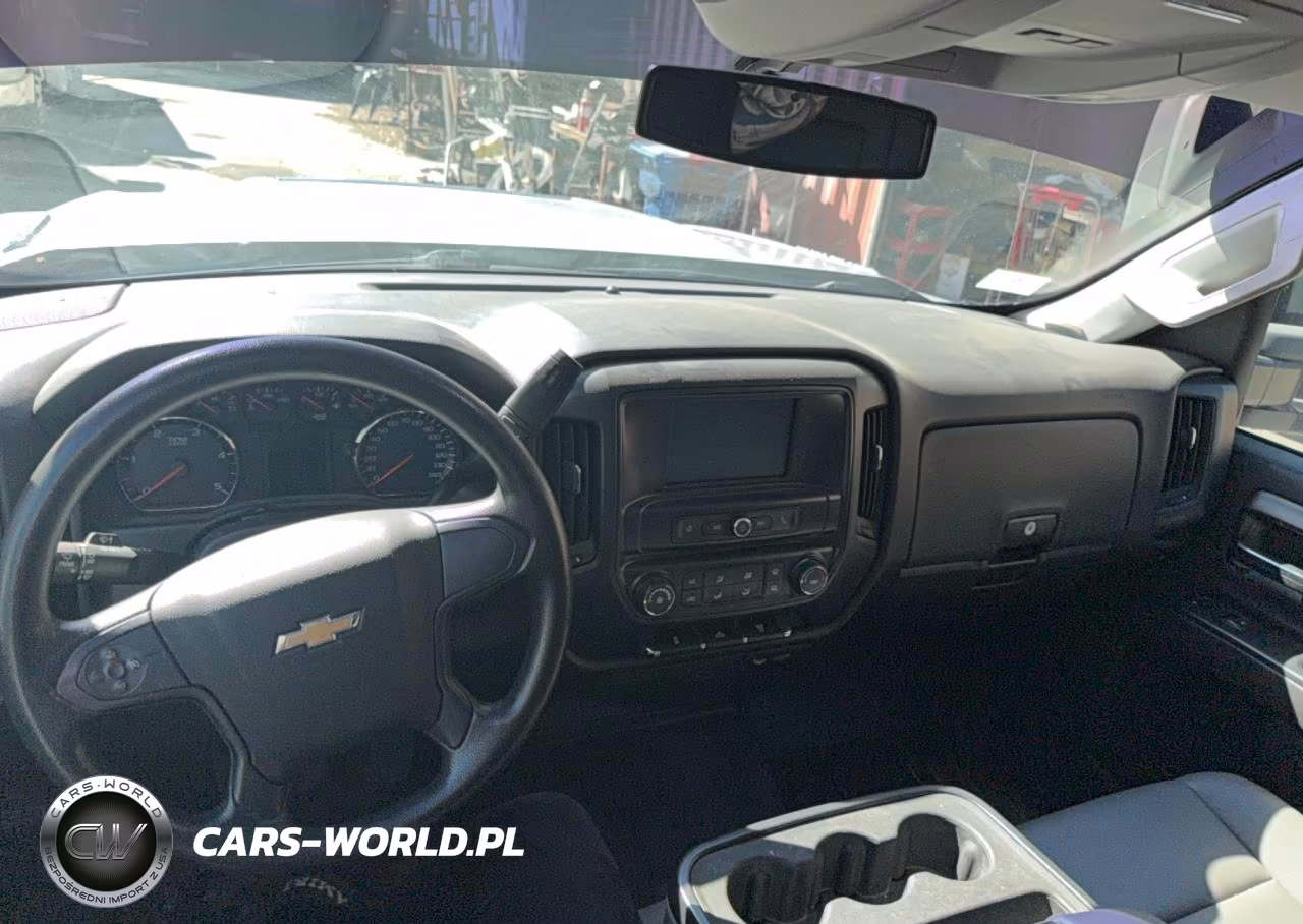 2018 Chevrolet Silverado C3500 VIN:1GC4CYCYXJF168039 - 9
