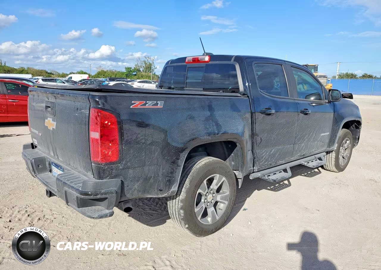 2020 Chevrolet Colorado Z71 VIN:1GCGSDEN5L1232077 - 3