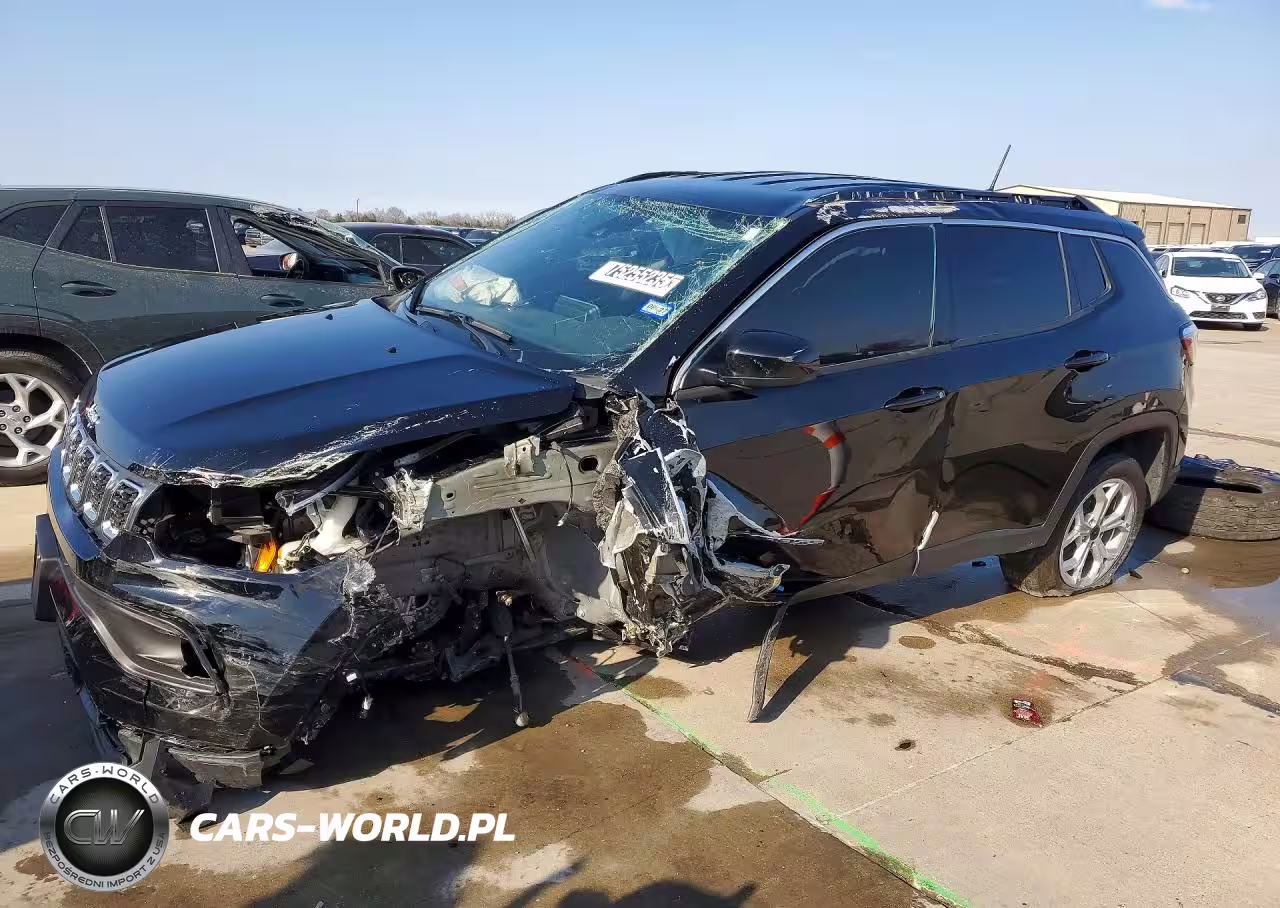 2025 Jeep Compass Latitude