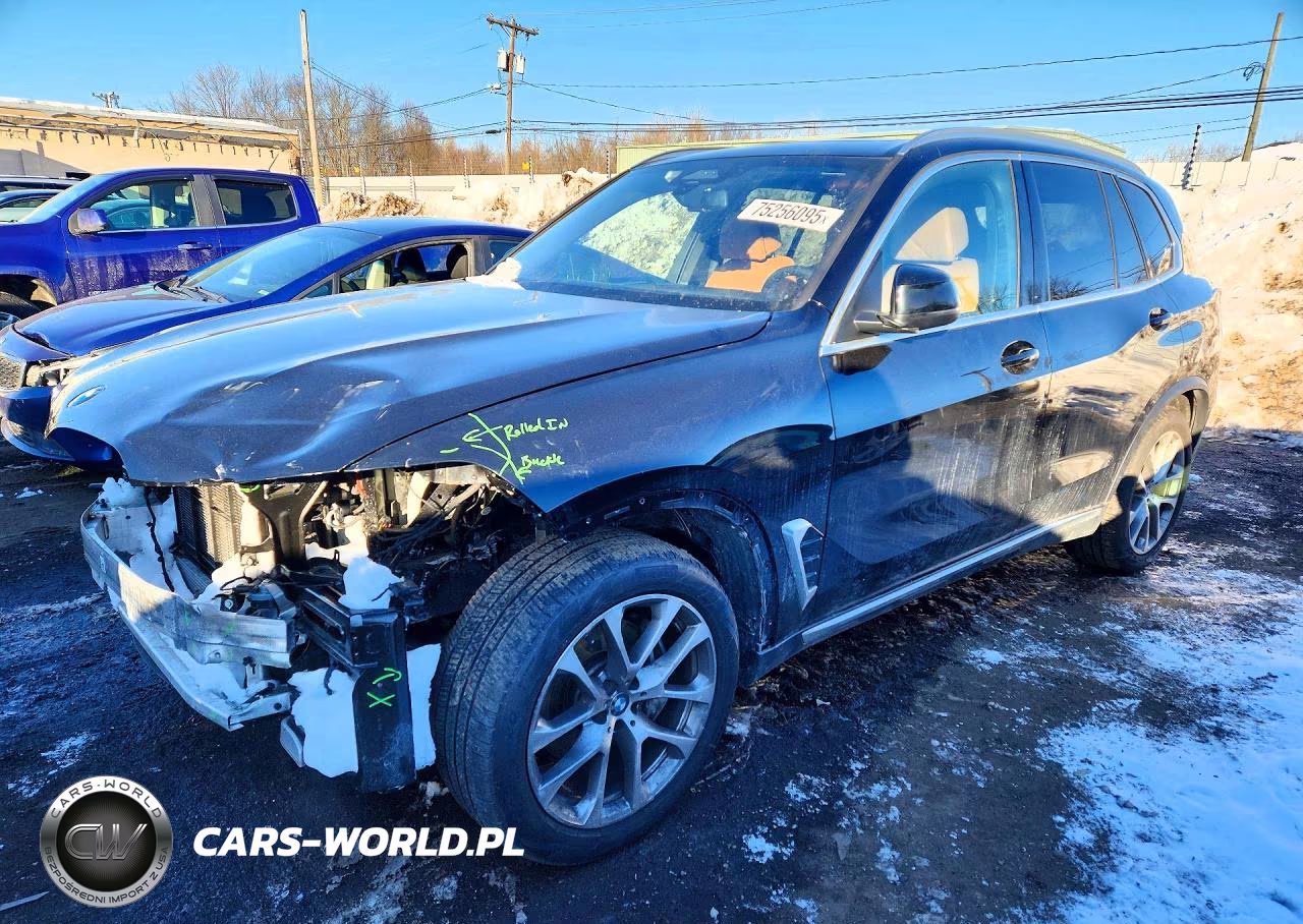 2024 BMW X5 xDrive40I