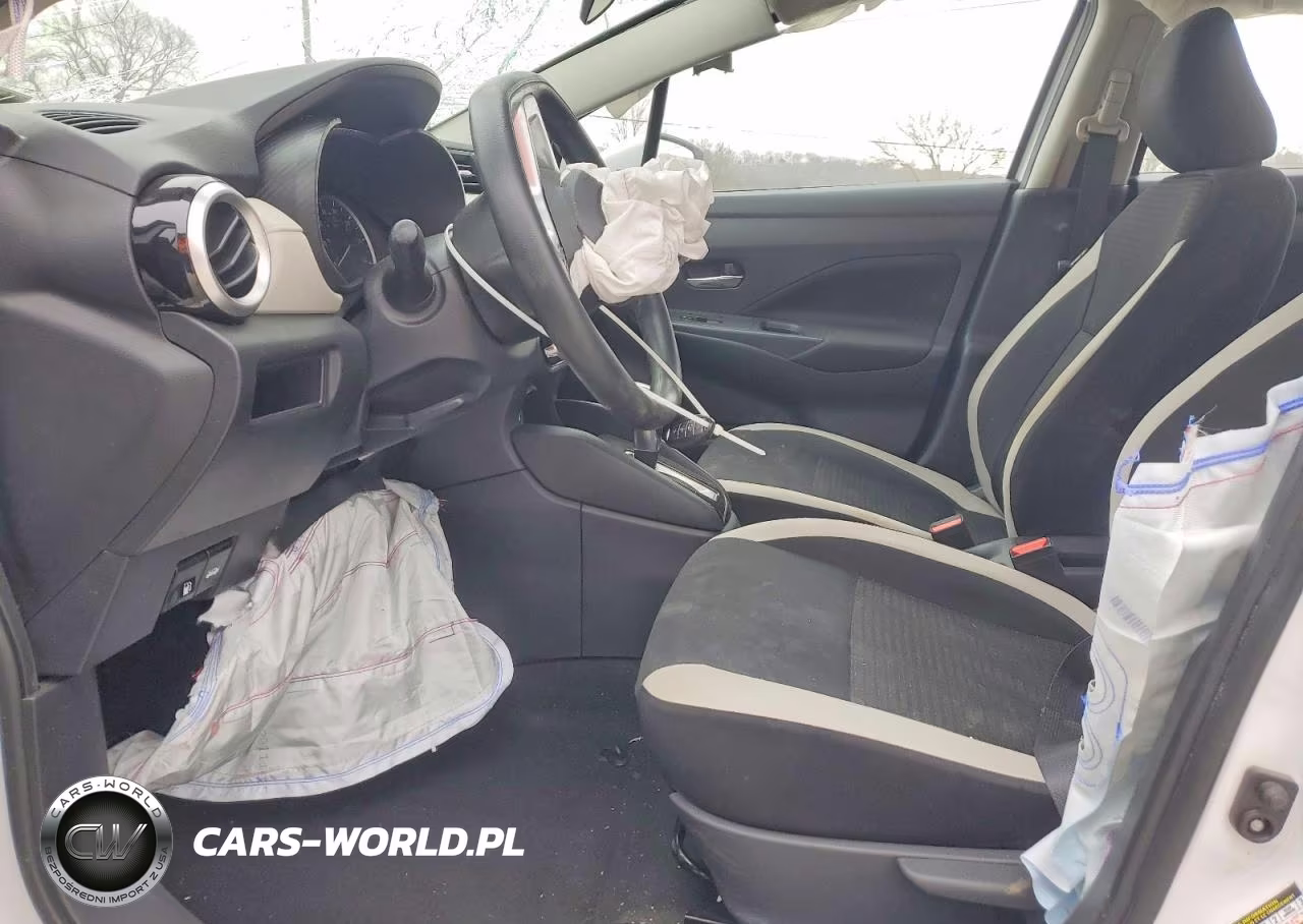 2021 Nissan Versa Sv VIN:3N1CN8EV8ML881558 - 7