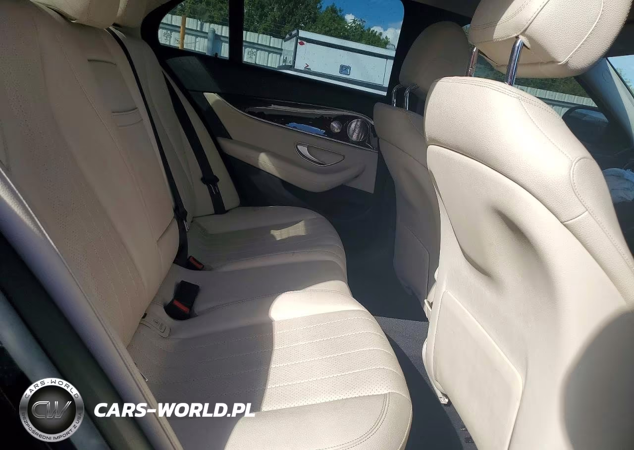 2017 Mercedes-Benz E 300 VIN:WDDZF4JBXHA105878 - 10