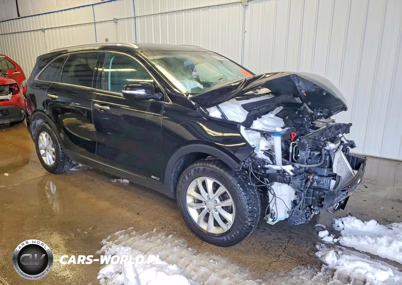 2018 Kia Sorento Lx VIN:5XYPGDA37JG426872 - 4