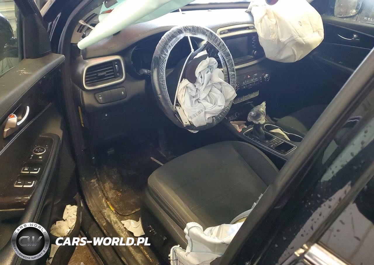 2018 Kia Sorento Lx VIN:5XYPGDA37JG426872 - 8