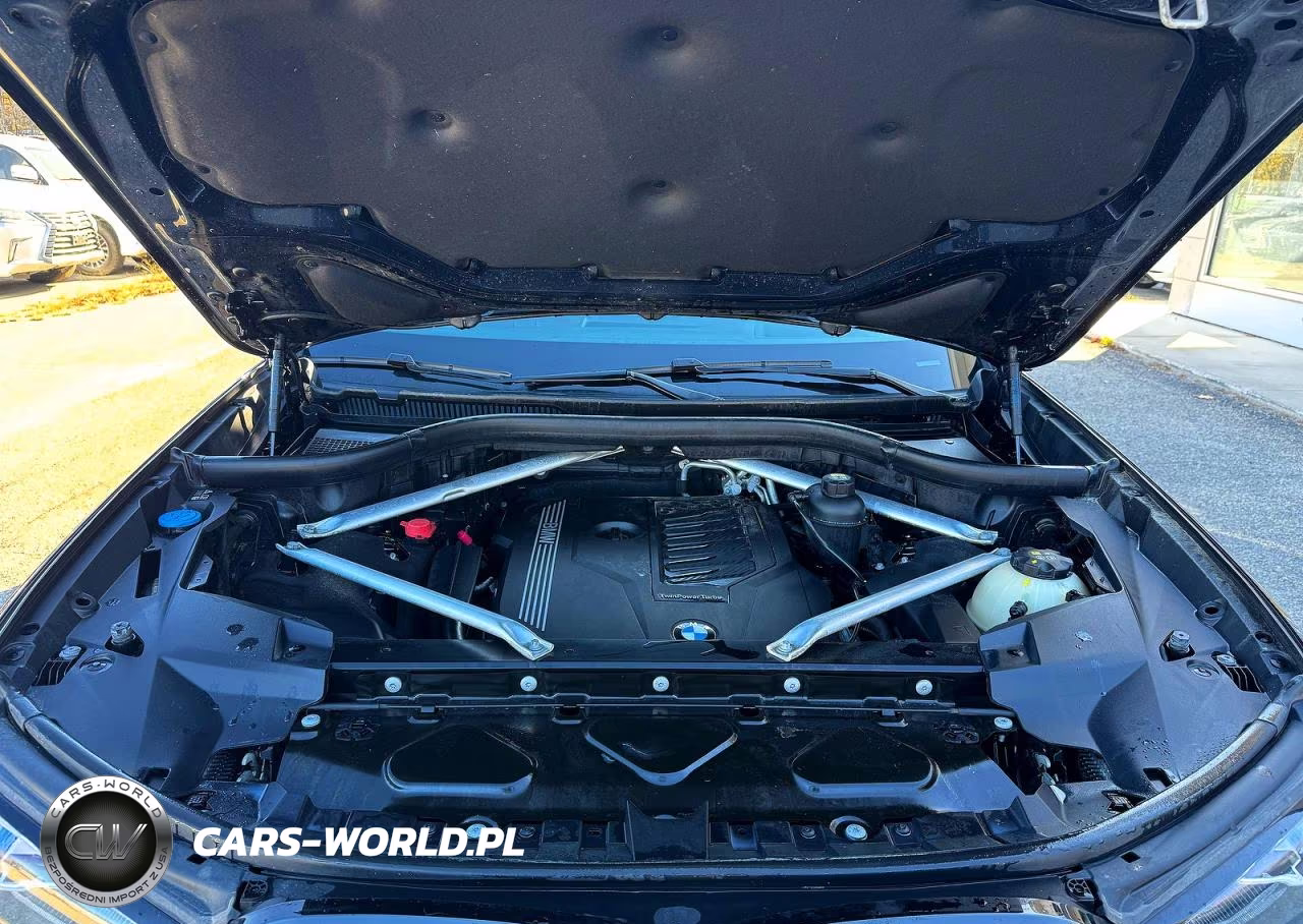 2020 BMW X7 xDrive40I VIN:5UXCW2C05L9C18097 - 7