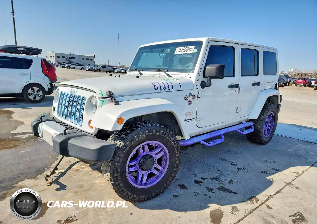 2013 Jeep Wrangler Unlimited Sahara