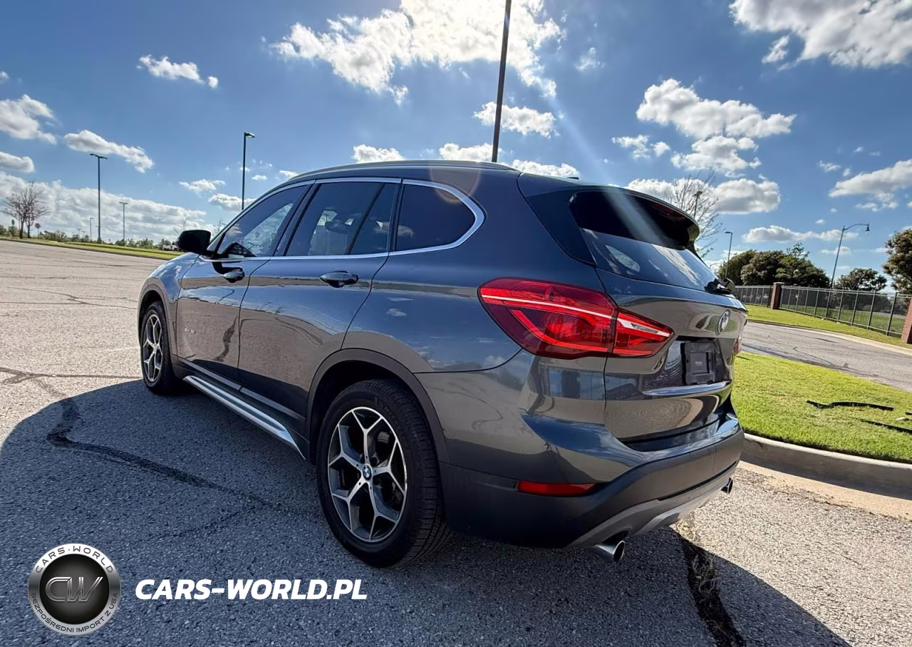 2018 BMW X1 Sdrive28I VIN:WBXHU7C36J5L04902 - 3