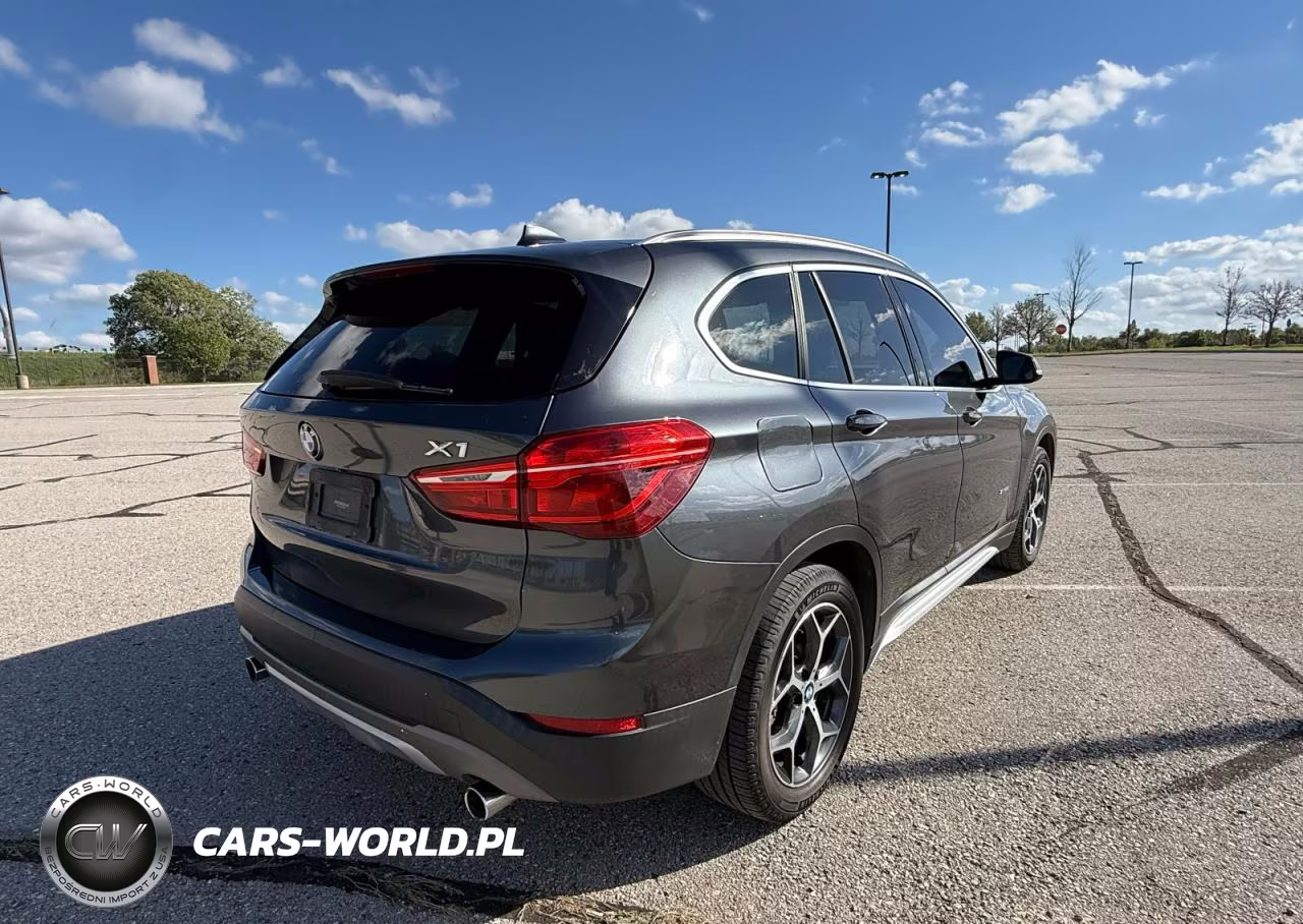 2018 BMW X1 Sdrive28I VIN:WBXHU7C36J5L04902 - 4