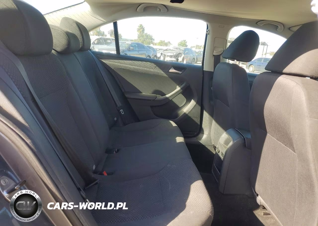 2014 Volkswagen Jetta Base VIN:3VW2K7AJ2EM444999 - 10