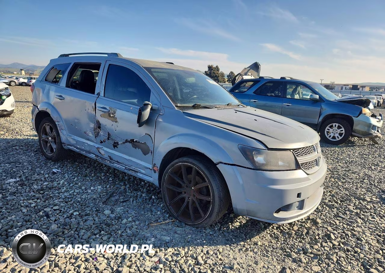 2015 Dodge Journey Crossroad VIN:3C4PDCGB3FT697820 - 4