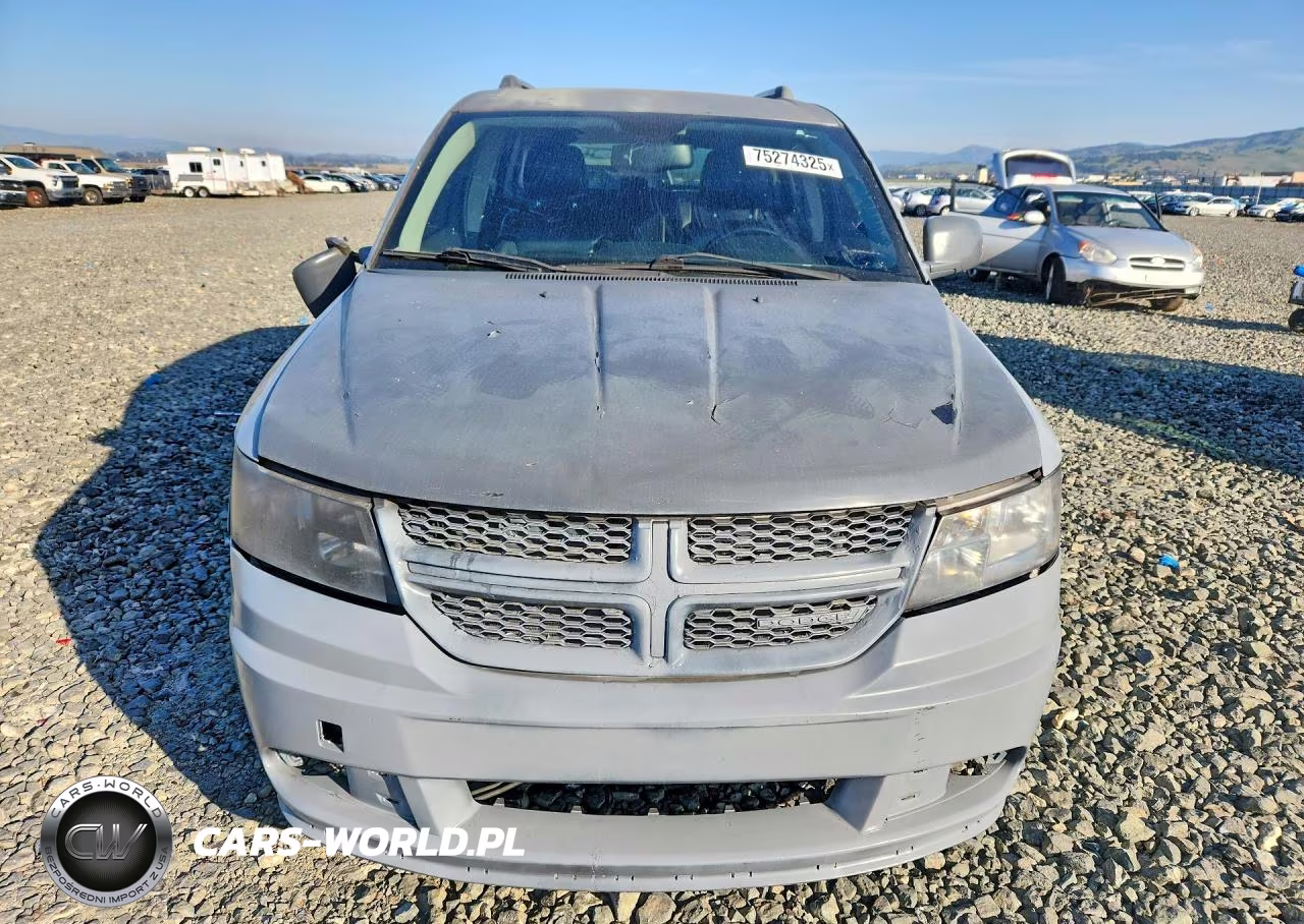 2015 Dodge Journey Crossroad VIN:3C4PDCGB3FT697820 - 5