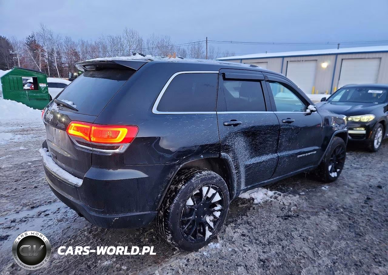 2014 Jeep Grand Cherokee Laredo VIN:1C4RJFAG7EC526411 - 3
