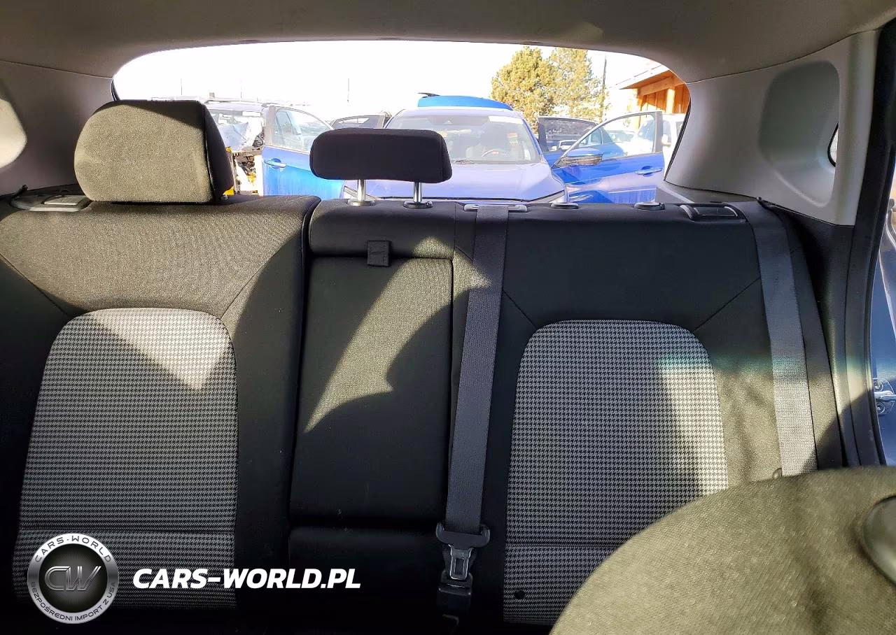 2019 Hyundai Kona Se VIN:KM8K1CAA0KU298801 - 10