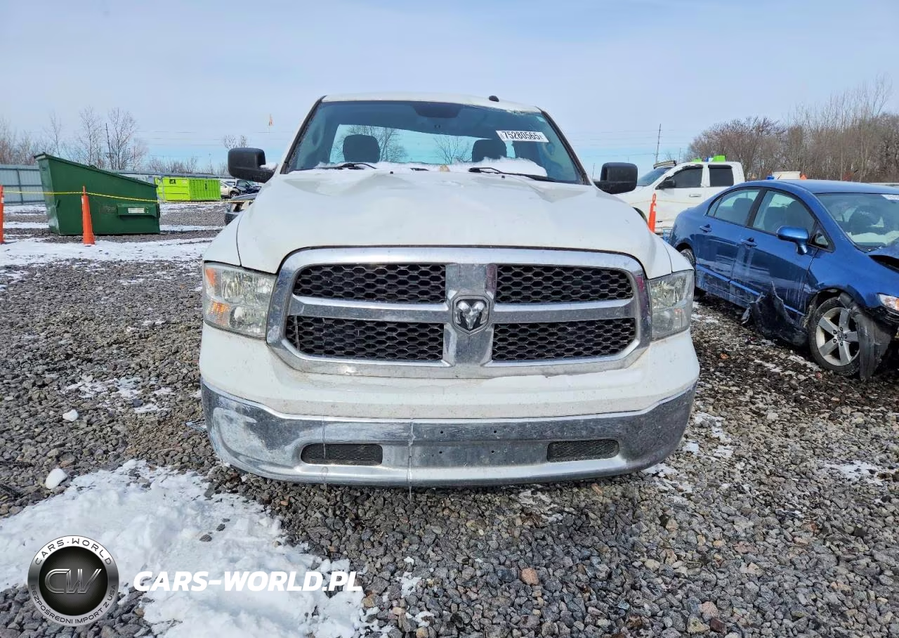 2019 Ram 1500 Classic Tradesman VIN:3C6JR6AG8KG702243 - 5