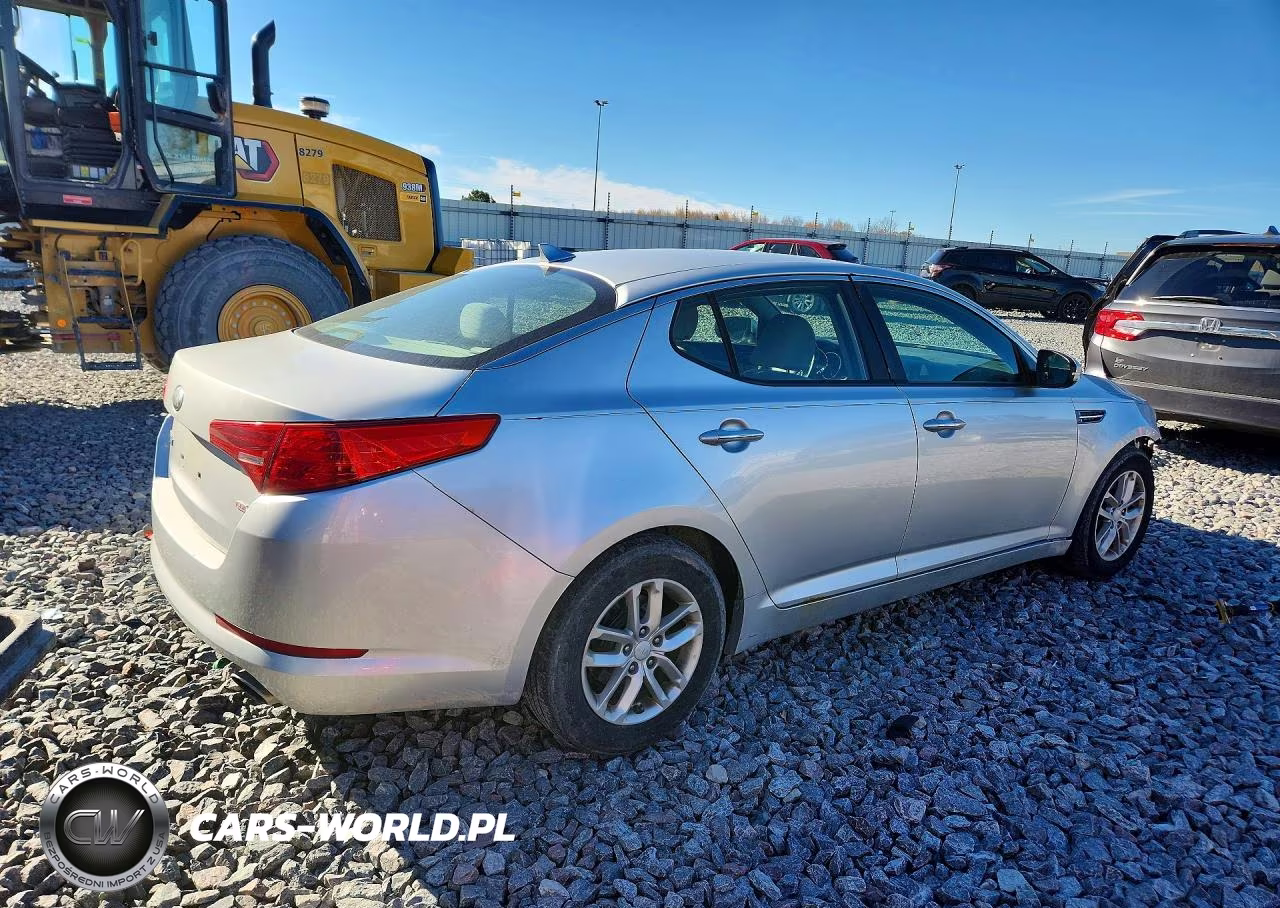 2013 Kia Optima Lx VIN:KNAGM4A71D5354119 - 3