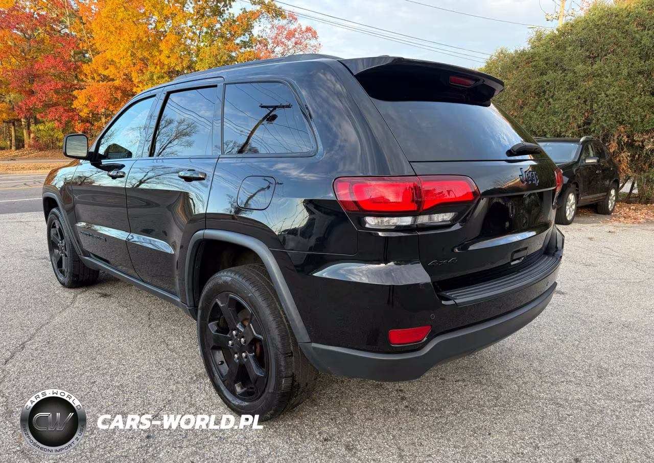 2020 Jeep Grand Cherokee Laredo VIN:1C4RJFAG7LC161970 - 3
