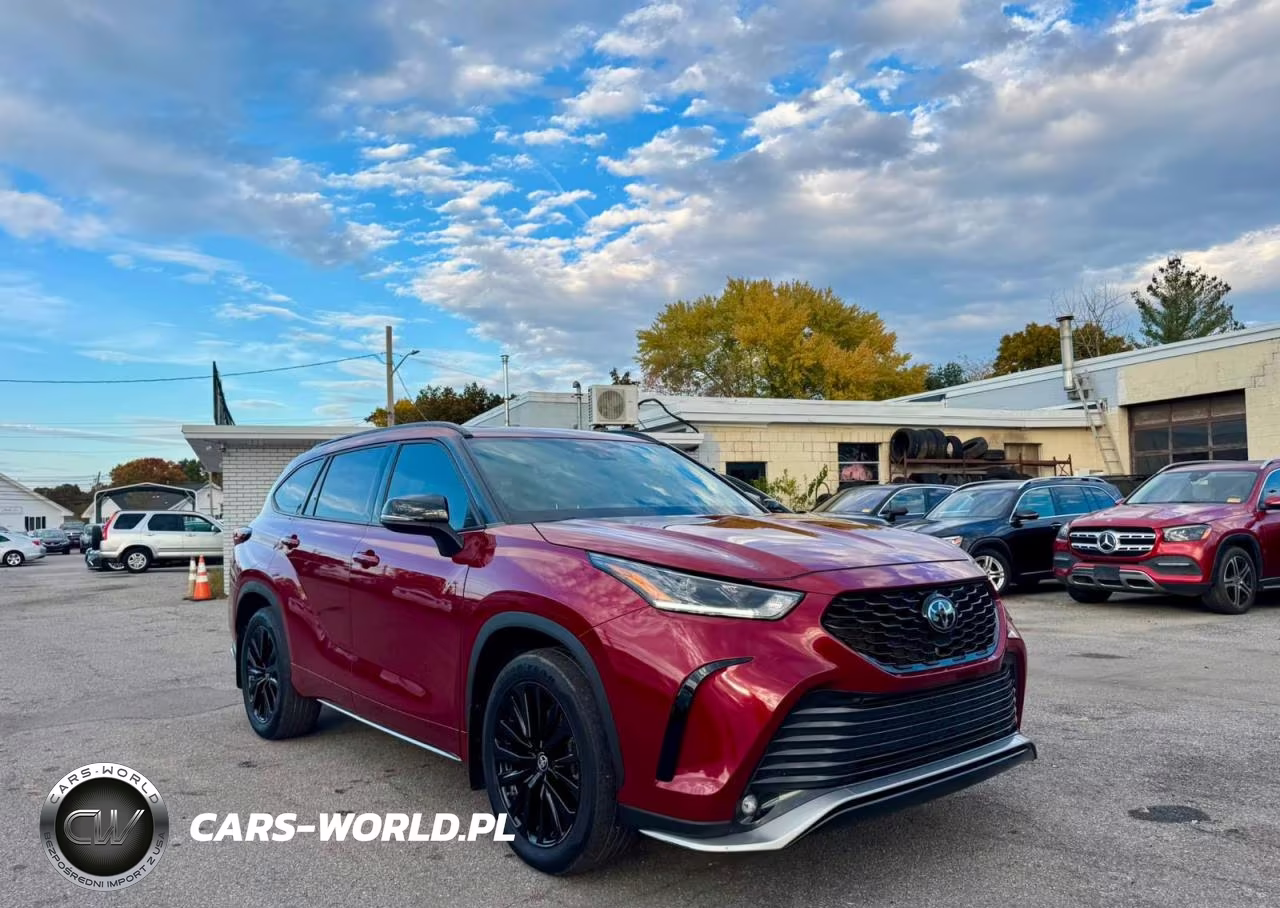 2024 Toyota Highlander Xse