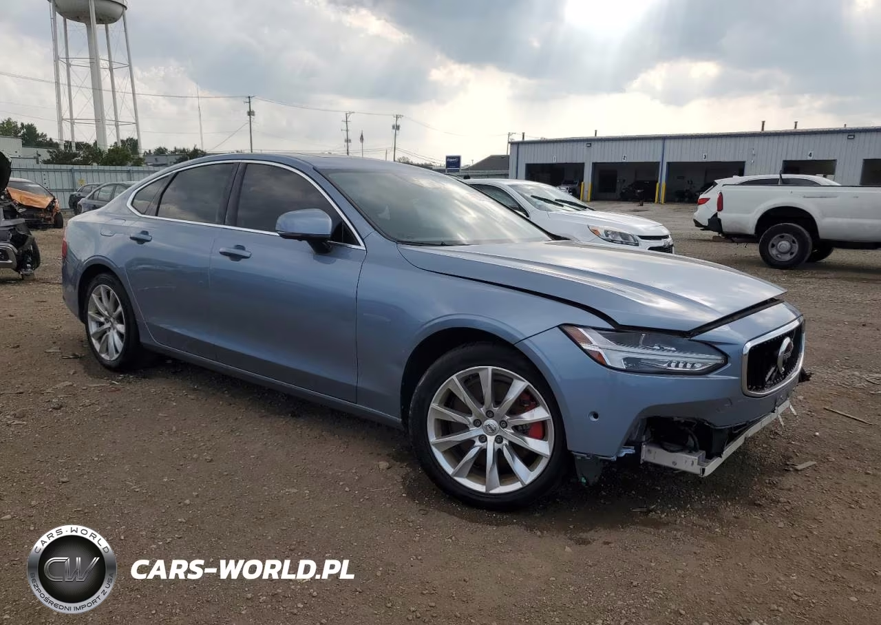2017 Volvo S90 T6 Momentum VIN:YV1A22MK2H1014956 - 4
