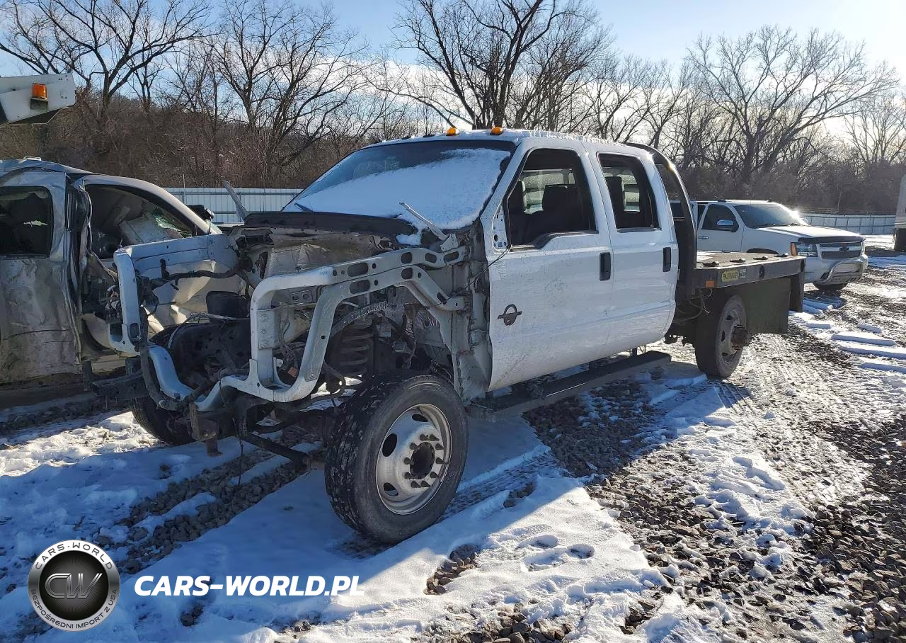2016 Ford F450 Super Duty Flatbed Truck