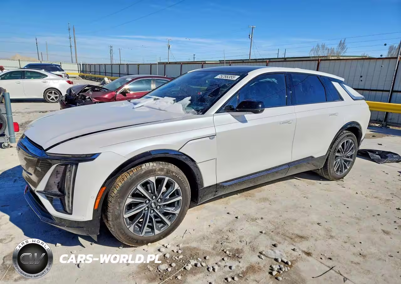 2025 Cadillac Lyriq Sport