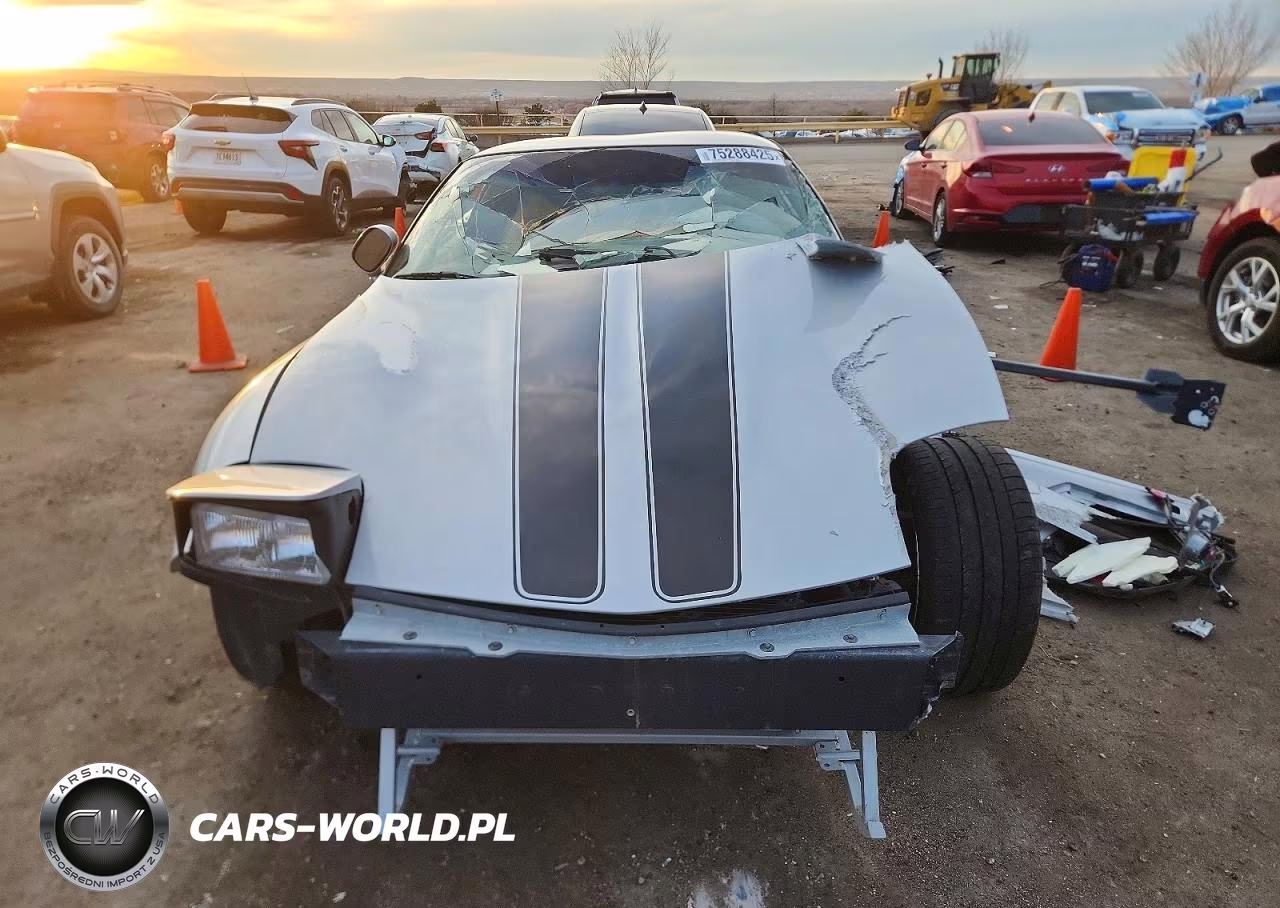 2001 Chevrolet Corvette Z06 VIN:1G1YY12S115129877 - 5