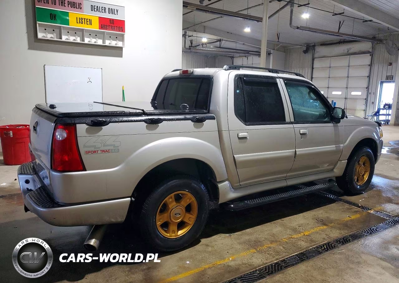 2004 Ford Explorer Sport Trac VIN:1FMZU77KX4UC29579 - 3