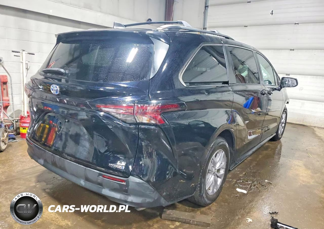 2023 Toyota Sienna Le VIN:5TDKSKFC8PS074547 - 3